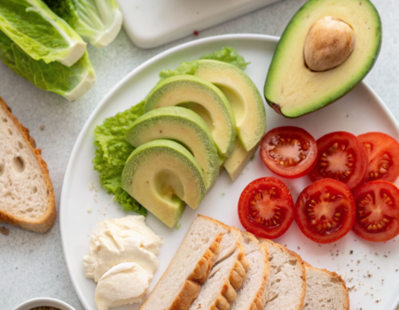 How to Prepare Chicken Avocado Sandwich EasilyIngredients