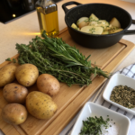 How to Cook Skillet Potatoes with HerbsIngredients